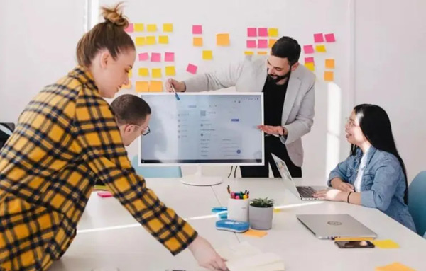 2024建一個外貿獨立站大約多少錢？